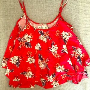 🌟Floral Hollister Top🌟